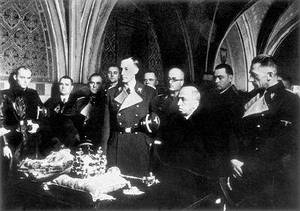 Heydrich a svatováclavská koruna