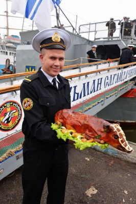 Vlajková loď ukrajinského válečného námořnictva "Hetman Sahajdačnyj" dorazila do Oděssy!!!
Klíčová slova: Hetman_Sahajdačnyj