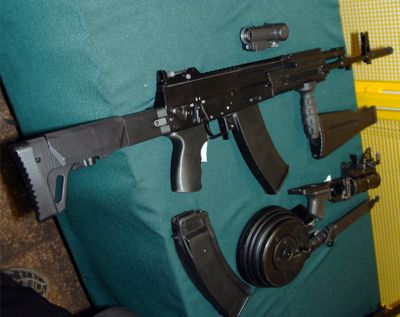 AK-12
Útočná puška AK-12 s příslušenstvím

Autor: Cslava2003
Zdroj: wikipedia.org
Licence: CC BY-SA 3.0
Klíčová slova: ak-12