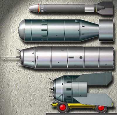 Modely nacistických atomových bomb pro plastikové modeláře
k článku Co kdyby Hitler získal atomové zbraně?
