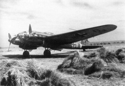 Od verze He 111H-11 disponoval letoun uzavřeným hřbetním střelištěm