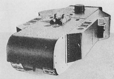 Prototyp prvního obřího tanku Kolossal-Wagen.