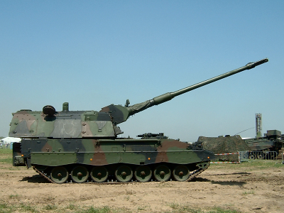 Panzerhaubitze 2000 (PzH 2000)