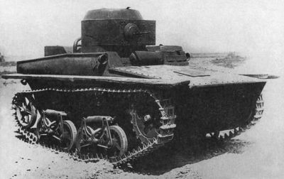 Plovoucí tank T-37A z jedné z prvních výrobních sérií