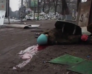 zastřelený demonstrant (Majdan)