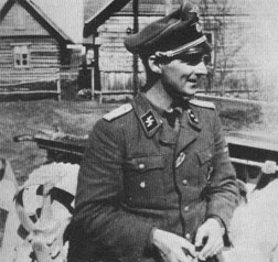 Hans-Gösta Pehrsson
SS-Hauptsturmführer
Klíčová slova: hans-gösta pehrsson ss-hauptsturmführer