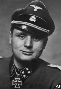 Wilhelm Dietrich
SS-Obersturmbannführer und Oberstleutnant der Schupo 
Klíčová slova: wilhelm dietrich ss-obersturmbannführer oberstleutnant schupo