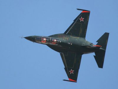Jakovlev Jak-130
