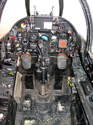 hunter cockpit
