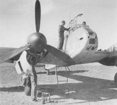 Messerschmitt Me 410
Klíčová slova: Messerschmitt Me 410