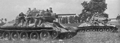 T-34
Klíčová slova: T-34