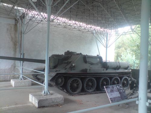 SU-100 v tankovém muzeu Lešany
Klíčová slova: su-100 SSSR lešany ww2