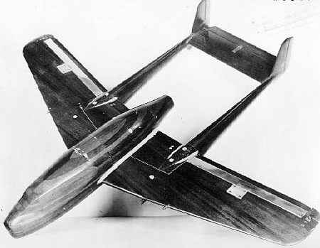 Maketa letounu XP-59
Klíčová slova: xp-59