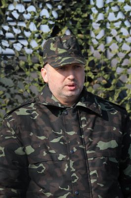 Vojenské cvičení ukrajinské armády na vojenském civčisti  Chernihiv
Klíčová slova: ukrajinska_armada