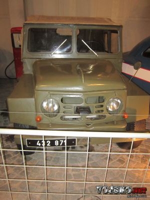 Škoda Babeta typ 973
Škoda 973, známá také jako Škoda Babeta je prototyp vojenského automobilu, který v letech 1949 až 1952 vyráběla česká automobilka Škoda Auto. Celkem byly vyrobeny 3 prototypy, plovoucí, pancéřové a štábní vozidlo. Poté vznikly přibližně čtyři desítky sériových vozů.
Klíčová slova: škoda škoda_babeta škoda_973