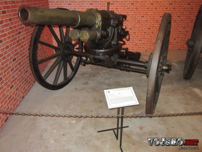 7,5cm polní kanón d/26 z roku 1890
vyráběný ve Škodových závodech v Plzni
