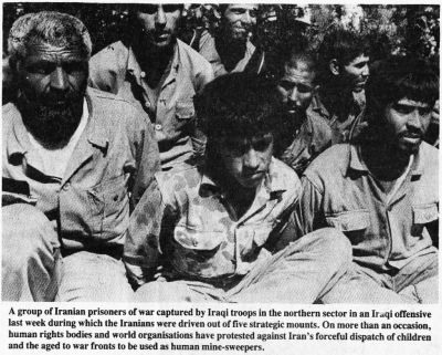 Íránští vojáci zajatí během irácké ofenzivy v roce 1988
