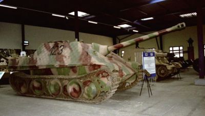 Jagdpanzer V Jagdpanther (Sd.Kfz. 173) 
Do dnešního dnes se v muzeích zachovalo deset Jagdpantherů
Klíčová slova: jagdpanther