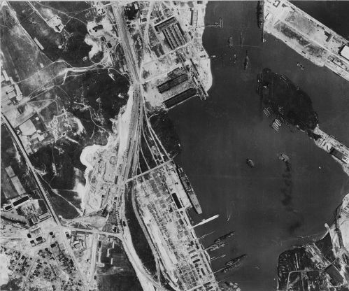 Kotviště s letadlovou lodí Graf Zeppelin (6. února 1942)