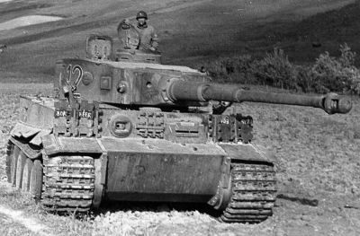 Německý těžký tank Panzerkampfwagen VI Tiger
Klíčová slova: panzerkampfwagen_vi tiger pzkpfw_vi sdkfz_181