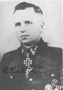 Hugo Eichhorn
SS-Sturmbannführer der Reserve
Klíčová slova: hugo eichhorn ss-sturmbannführer