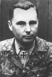 Leon Degrelle
SS-Standartenführer der Reserve
Klíčová slova: leon degrelle ss-standartenführer