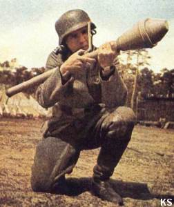 panzerfaust-color1
