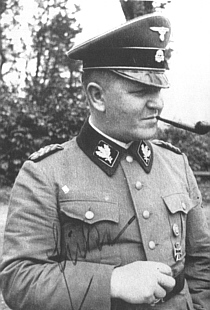 Theodor Eicke
SS-Obergruppenführer und General der Waffen-SS
Klíčová slova: theodor eicke ss-obergruppenführer general waffen-ss