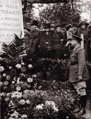 Lord Brooke, commander of Canadian forces
Klíčová slova: lord_brooke