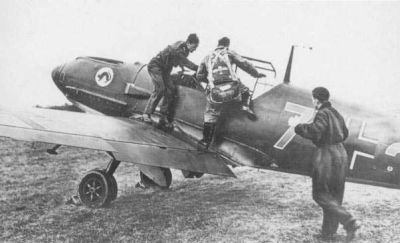 Messerschmitt Bf 109
Klíčová slova: bf109