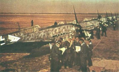 Messerschmitt Bf 109
Klíčová slova: bf109