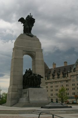 NationalWarMemorial-MemorialnationaldeguerreduCanada-02.jpg