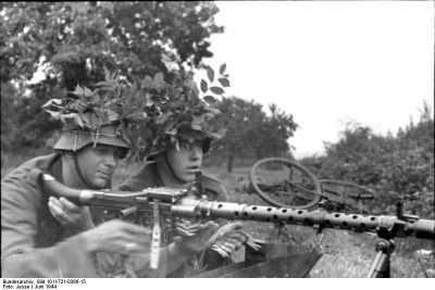 MG 34
Autor: Jesse
Zdroj: Deutsches Bundesarchiv
Licence: CC BY-SA 3.0 de
Klíčová slova: mg34