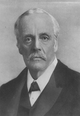 Arthur Balfour
Arthur Balfour, 1. hrabě z Balfouru, (25. červenec 1848 – 19. březen 1930) byl britský státník, člen Konzervativní strany a premiér. Jako ministr zahraničí byl autorem Balfourovy deklarace, která podporovala zřízení vymezeného území pro Židy v Palestině (nyní Izrael).
Klíčová slova: arthur_balfour