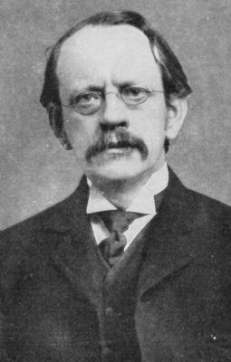 Joseph John Thomson
Sir Joseph John Thomson (18. prosince 1856 – 30. srpna, 1940) byl anglický experimentální fyzik, který objevil elektron v roce 1897 při studiu elektrické vodivosti plynů, přesněji vlastností katodového záření.
Klíčová slova: joseph_john_thomson