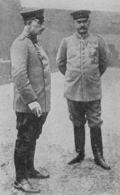 Císař Vilém II. Pruský a Paul von Hindenburg
Klíčová slova: paul_von_hindenburg vilem_ii._prusky