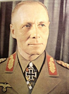 Erwin Rommel
Erwin Johannes Eugen Rommel (15. listopadu 1891, Heidenheim – 14. října 1944, Herrlingen), známý též jako Pouštní liška (německy Wüstenfuchs, případně anglicky The Desert Fox).
Klíčová slova: erwin_rommel