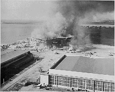 Ford Island: Pearl Harbor, Hawaii -  December 7, 1941
Klíčová slova: forduv_ostrov pearl_harbor