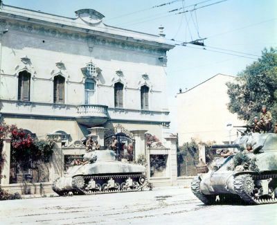 Americké tanky M4 Sherman v Itálii, 1944
Klíčová slova: m4_sherman italie