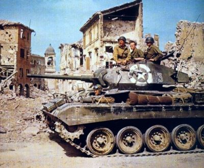 M24 Chaffee
Americký lehký tank
Klíčová slova: m24_chaffee