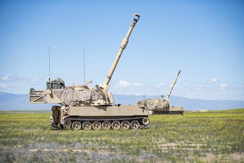 M109A6
