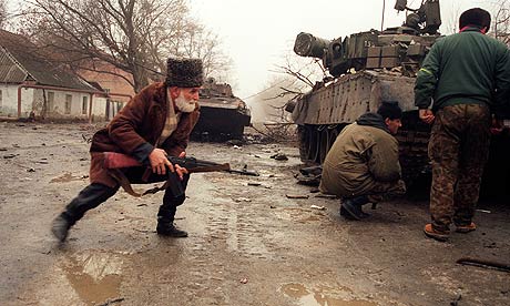 Chechen-rebels-take-cover-001
